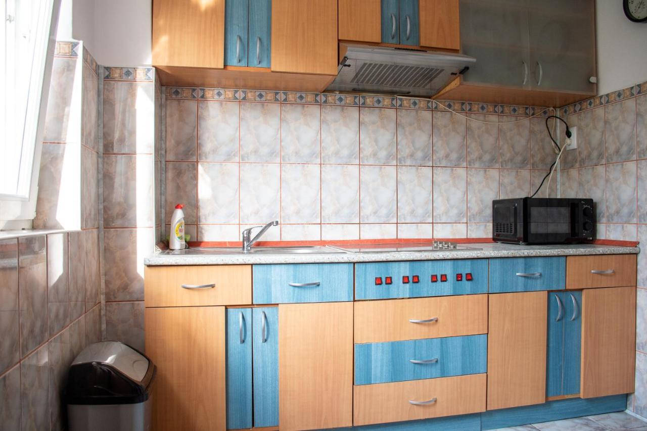 Family-Friendly Apartment Oradea Eksteriør bilde