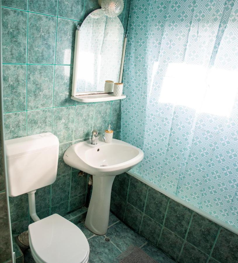 Family-Friendly Apartment Oradea Eksteriør bilde